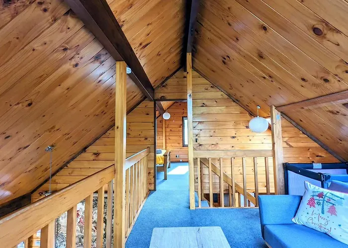 Moncur Villa, Cozy And Close Golf Course, Self Check In 펜션 로토루아